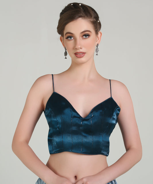 Why Choose a Sleeveless Blouse?